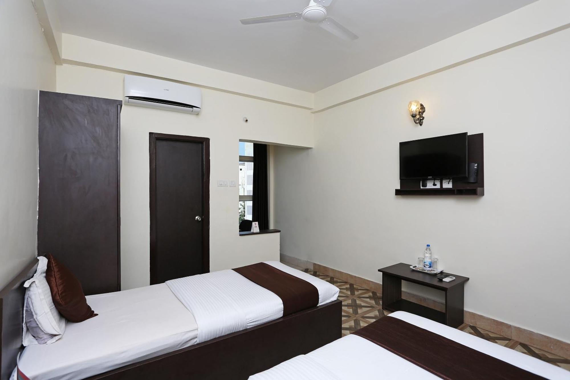 Oyo Stellar Resort Bhubaneswar Exterior photo