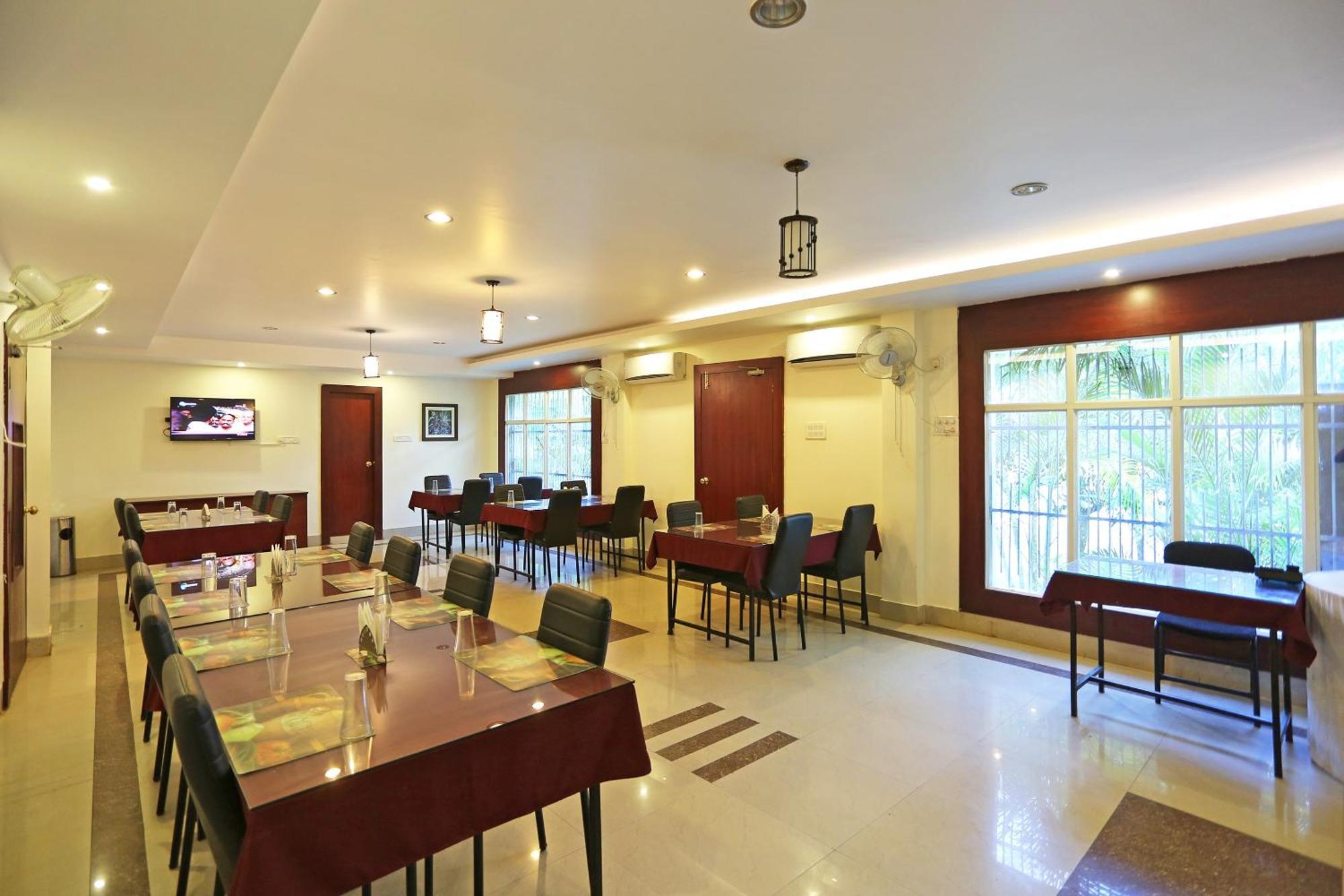 Oyo Stellar Resort Bhubaneswar Exterior photo